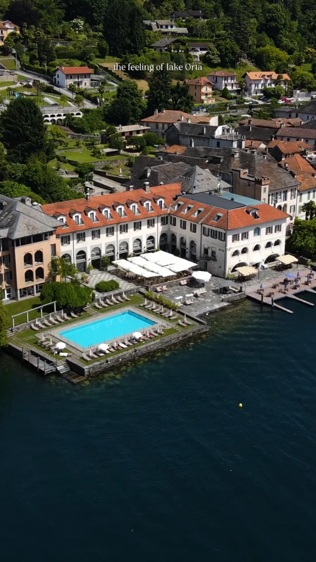 💙 The feeling of Lake OrtaÈ difficile spiegare cosa si prova qui. È il silenzio che ti accoglie al mattino, l'Isola di San Giulio che sembra galleggiare nei tuoi pensieri, l'acqua della piscina che riflette il cielo mentre tu finalmente smetti di guardare l'orologio. È quella sensazione di essere esattamente dove dovresti essere, senza fretta, senza stress, senza niente altro che questo momento perfetto.Al San Rocco non offriamo solo una vacanza. Ti regaliamo il tempo per respirare di nuovo.Vieni a sentire cosa significa davvero rilassarsi ✨📍 Hotel San Rocco – Lago d'Orta📞 Info: +39 0322 911977✉️ info@hotelsanrocco.it🌐 www.hotelsanrocco.it----------💙 The feeling of Lake OrtaIt's hard to explain what you feel here. It's the silence that welcomes you in the morning, San Giulio Island seeming to float in your thoughts, the pool water reflecting the sky while you finally stop checking the clock. It's that feeling of being exactly where you should be, without rush, without stress, without anything else but this perfect moment.At San Rocco we don't just offer a vacation. We give you time to breathe again.Come feel what it truly means to relax ✨📍 Hotel San Rocco – Lake Orta📞 Info: +39 0322 911977✉️ info@hotelsanrocco.it🌐 www.hotelsanrocco.it#TheFeelingOfLakeOrta #LagoDOrta #TrueVacation #Relax #DroneView #IsolaDiSanGiulio #Breathe #Mindfulness